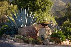 Address Boulder
Front Yard Landscaping
Grace Design Associates
Santa Barbara, CA