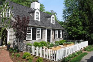 After
Front Yard Landscaping
Nilsen Landscape Design
Boston, MA