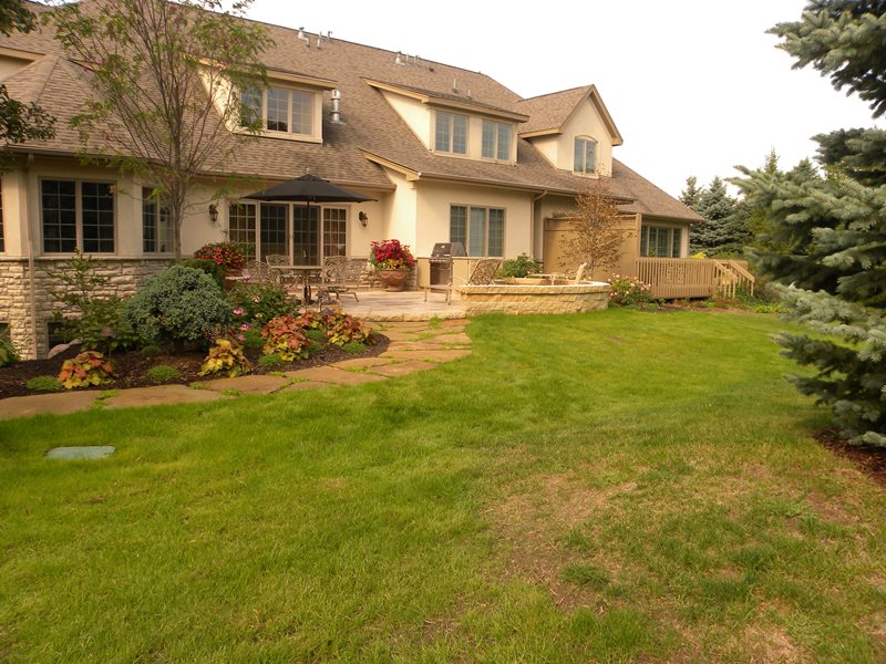 Backyard Entertaining Patio
Backyard Landscaping
Small's Landscaping Inc
Valparaiso, IN