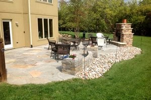 Backyard Flagstone Patio
Backyard Landscaping
Turf Designers
Lees Summit, MO