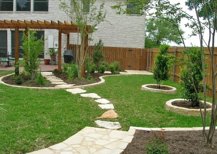 Backyard Lawn
Backyard Landscaping
Design My Yard
Austin, TX