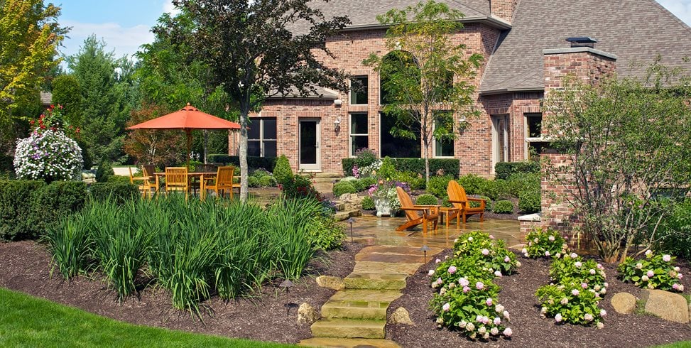 Backyard Retreat, Fireplace
Backyard Landscaping
Small's Landscaping Inc
Valparaiso, IN