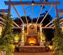 outdoor fireplace lighting