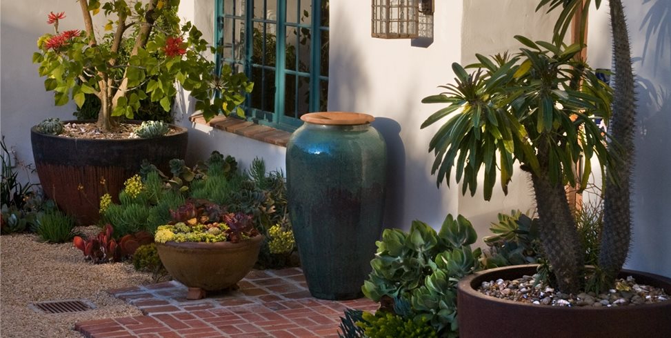 Big Container Gardens
Grace Design Associates
Santa Barbara, CA