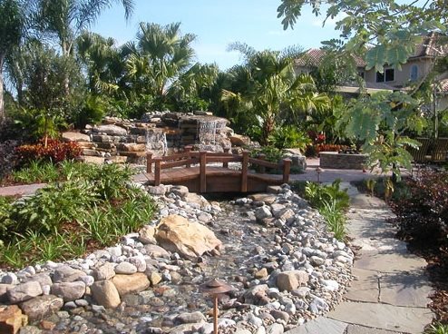 Bridge, Pond
Pond and Waterfall
Landscaping Network
Calimesa, CA
