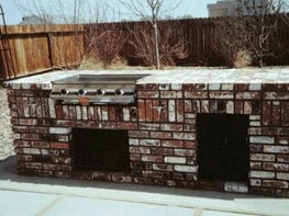 block outdoor kitchen construction