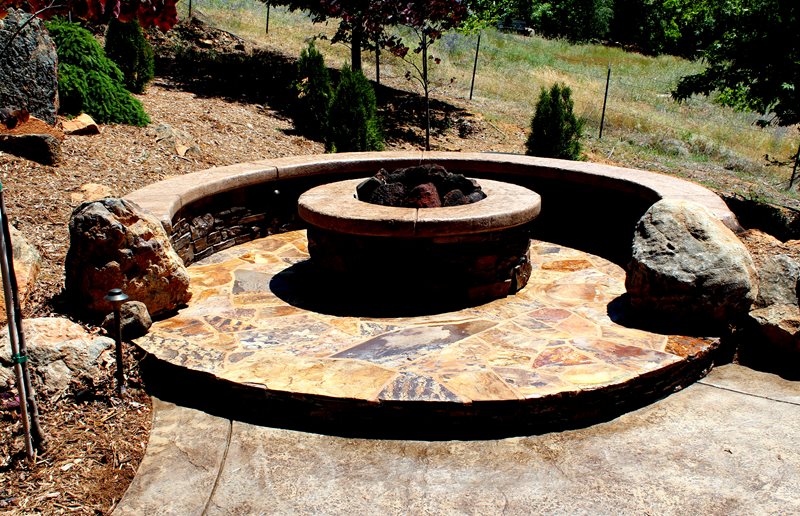 Concrete Fire Pit Seat Wall Cap
Fire Pit
Simple Elegance
Rocklin, CA