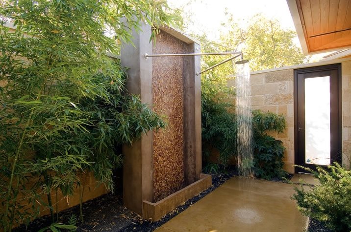 Contemporary Outdoor Shower
Fountain
Bonick Landscaping
Dallas, TX