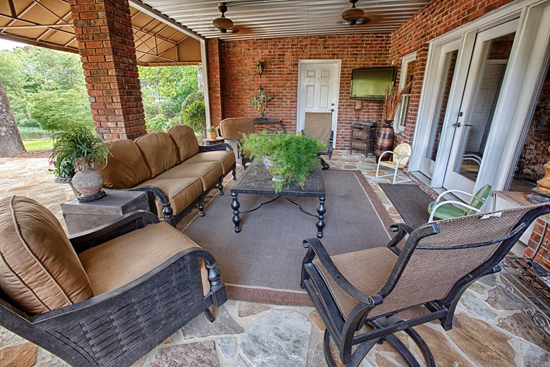 Covered Patio, Deep Seating
Patio
Proscape Inc. 
Tuscaloosa, AL