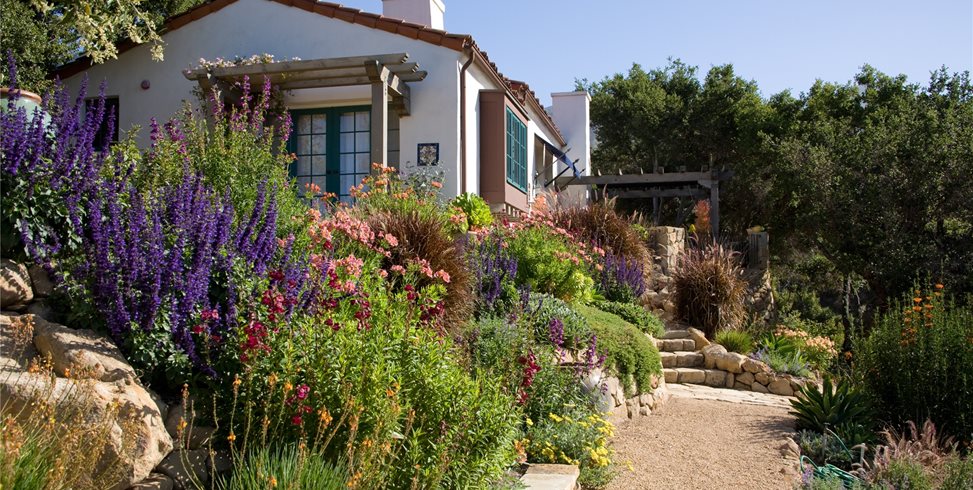 Crushed Gravel Path
Asian Landscaping
Grace Design Associates
Santa Barbara, CA