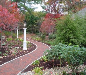 Curved Brick Path
Fieldstone Design
Leominster, MA