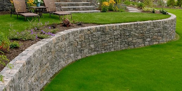Curved Retaining Wall
Retaining and Landscape Wall
Big Sky Landscaping Inc.
Portland, OR