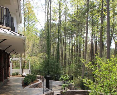 Curves, Riverside, Retreat