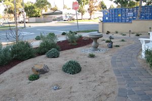 Decomposed Granite Xeriscape
Creations Landscape Design
Tustin, CA