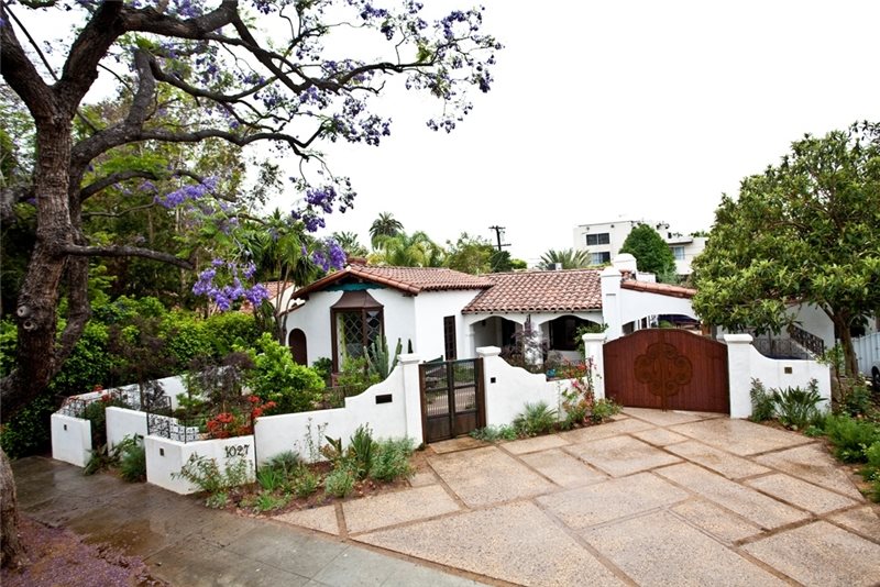 Driveway Landscaping
Front Yard Landscaping
Laura Morton Design
West Hollywood, CA