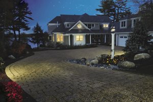 Driveway Lighting
Driveway
Belknap Landscape Co., Inc.
Gilford, NH