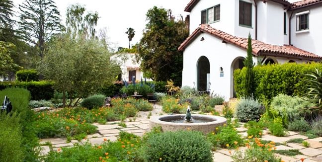 Drought Resistant Front Garden
Garden Design
Joseph Marek Landscape Architecture
Santa Monica, CA