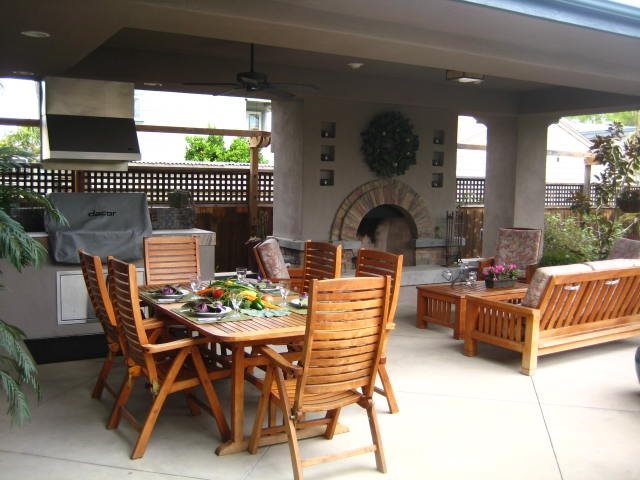 Enclosed Patio With Fireplace
Patio
Landscaping Network
Calimesa, CA