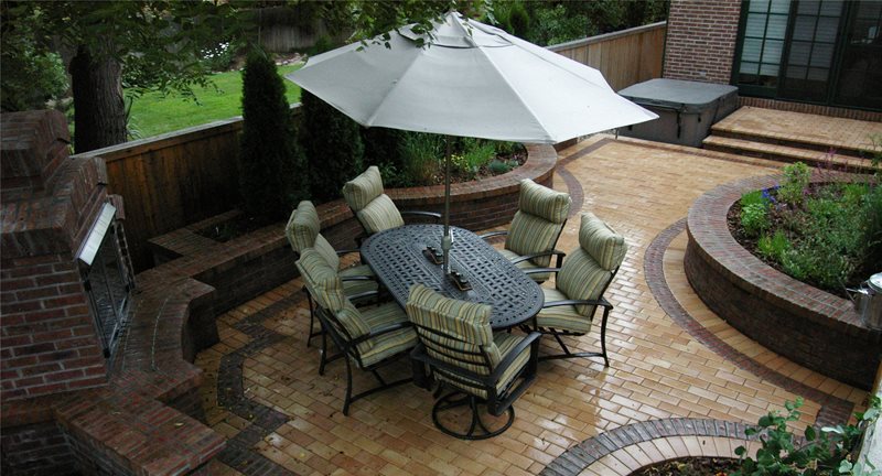 Entertaining, Patio, Clay Paver, Small
Patio
Arcadia Design Group
Centennial, CO