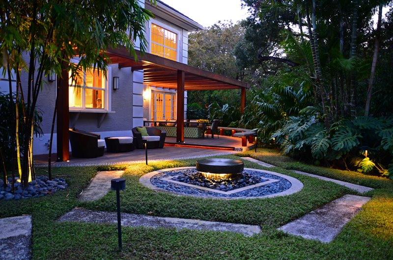 Fountain Lighting, Deck Lighting
Lighting
Lewis Aqui Landscape + Architectural Design, LLC.
Miami, FL