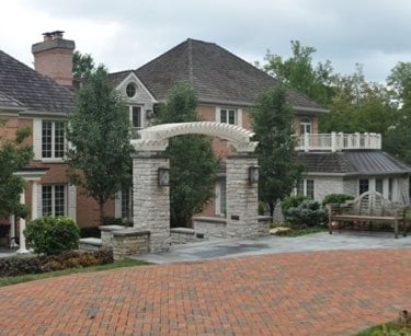 Front Yard Entry
Pergola and Patio Cover
Milieu Design
Wheeling, IL