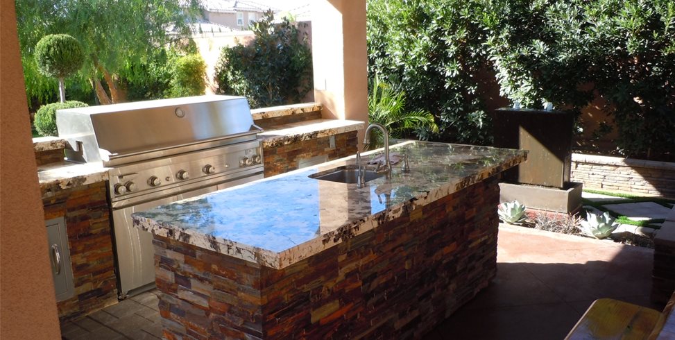 Backyard Kitchen Design Tips