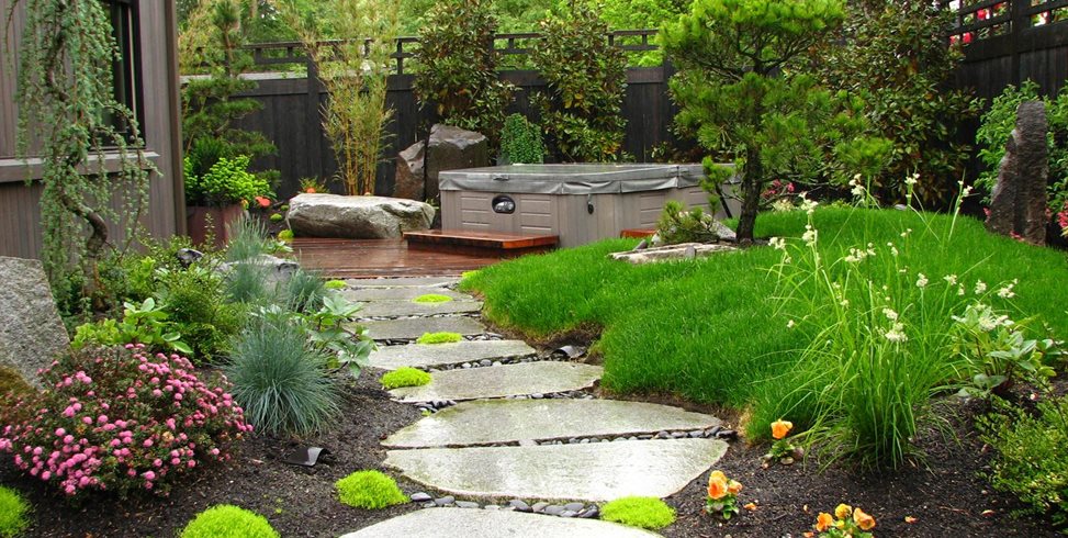 Grassy Knoll, Black Pine
Stock & Hill Landscapes, Inc
Lake Stevens, WA