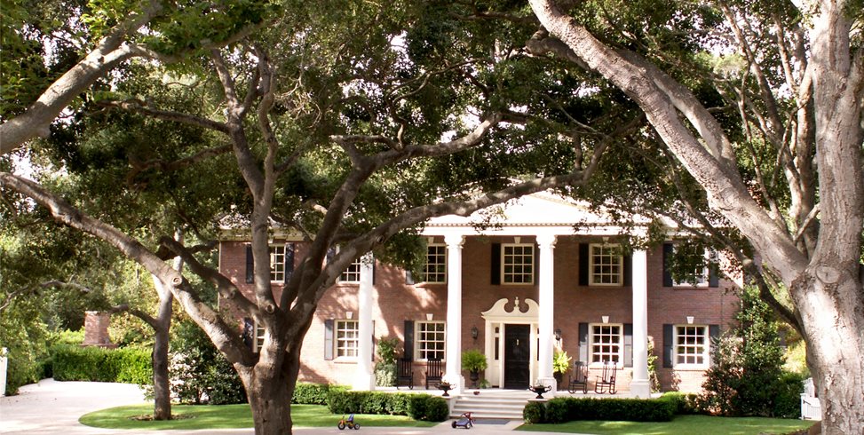 Large Driveway With Trees
Mediterranean Landscaping
Grace Design Associates
Santa Barbara, CA
