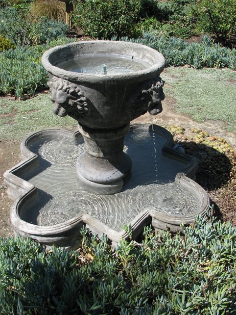 Mediterranean Fountain
Fountain
Landscaping Network
Calimesa, CA