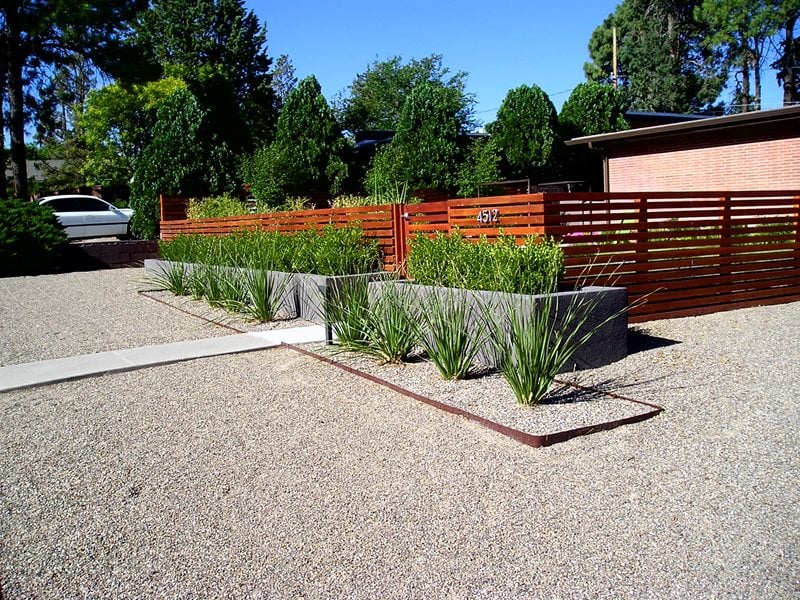 Modern Front Yard Landscape
Front Yard Landscaping
Red Twig Studio
Albuquerque, NM