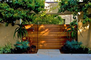 Modern Gate
Fiore Design
North Hollywood, CA