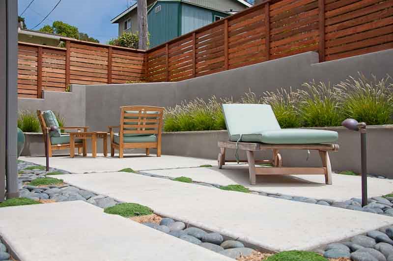 Modern Patio Design, Gray Retaining Wall, Privacy Fence
Patio
Ecotones Landscapes
Cambria, CA