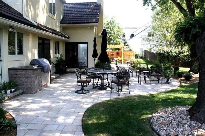 Organic Paver Patio, Wrought Iron Furniture
Patio
Turf Designers
Lees Summit, MO