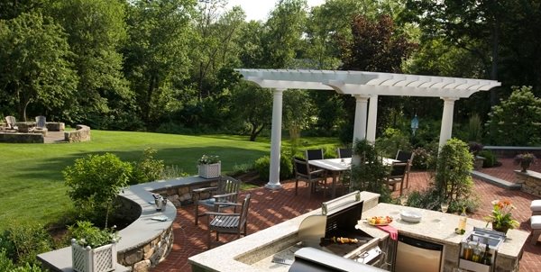 Outdoor Living Backyard
Garden Design
Hoffman Landscapes
Wilton, CT