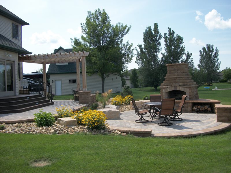 Outdoor Living, Patio Cover, Fireplace, Backyard Patio
Backyard Landscaping
Signature Landscapes Inc.
Fargo, ND