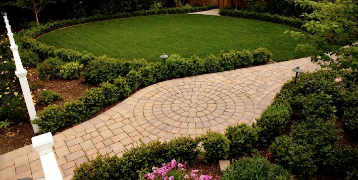 Paver Walkway, Lawn, Drip Irrigation
Aesthetic Gardens
Mountain View, CA