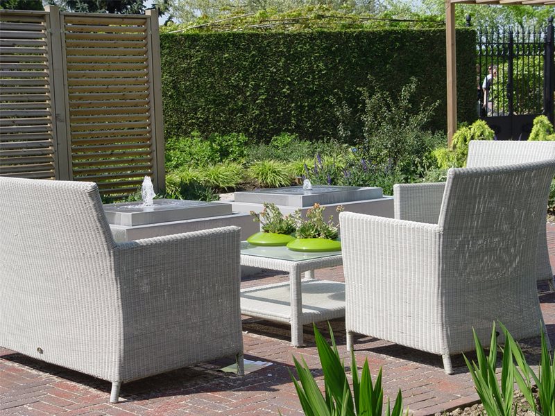 Rattan
Patio
Maureen Gilmer
Morongo Valley, CA