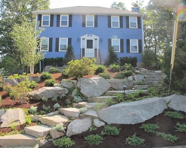 Sloping Front Yard, Granite Boulders
Swimming Pool
Olde New England Granite
Lynnfield, MA