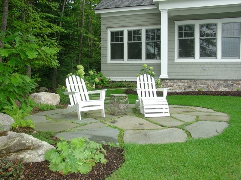 Small Circular Stone Patio
Patio
Belknap Landscape Co., Inc.
Gilford, NH