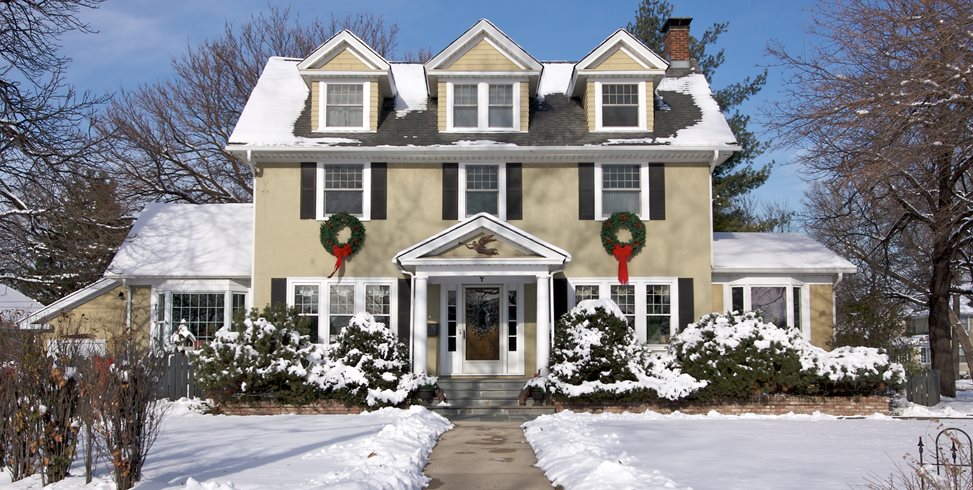 Snow Covered Front Yard, Winter Landscaping
Landscaping Network
Calimesa, CA