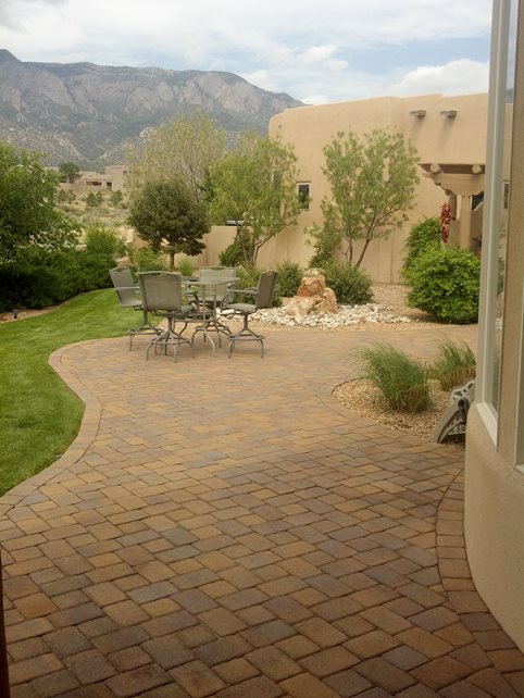 Southwest Patio, Lawn Strip
Patio
WaterQuest, Inc.
Albuquerque, NM