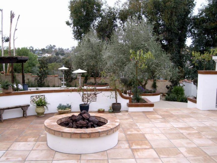 Spanish Fire Pit, White Stucco, Terra Cotta Cap
Fire Pit
Quality Living Landscape
San Marcos, CA