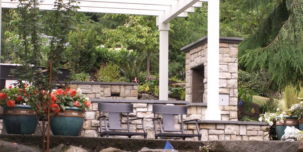 Stone Slab Steps, White Pergola
Environmental Construction, Inc.
Kirkland, WA