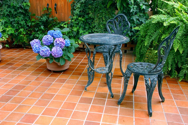 Terra Cotta Tile Patio
Patio
Landscaping Network
Calimesa, CA