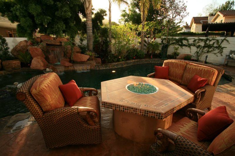Tiled Fire Table
Fire Pit
Lisa Cox Landscape Design
Solvang, CA