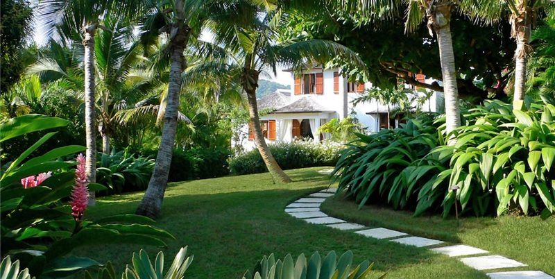 Tropical Walkway
Garden Design
Craig Reynolds Landscape Architecture
Key West, FL