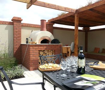 Parasoleil Panels Cast Artful Shadows