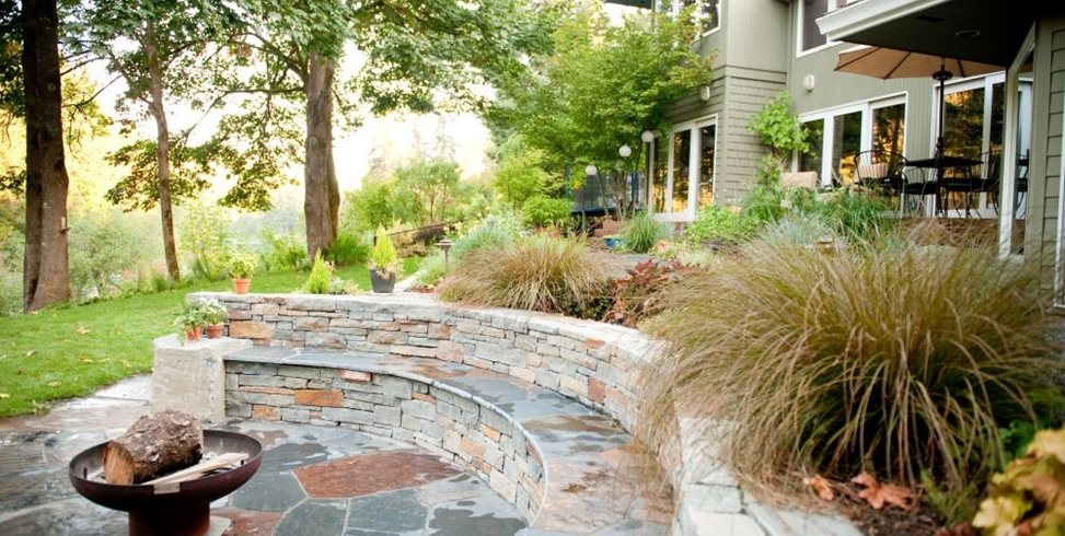 Woodland, Rustic, Grasses, Fire Pit, Seat Walls
Garden Design
Gregg and Ellis Landscape Designs
Portland, OR