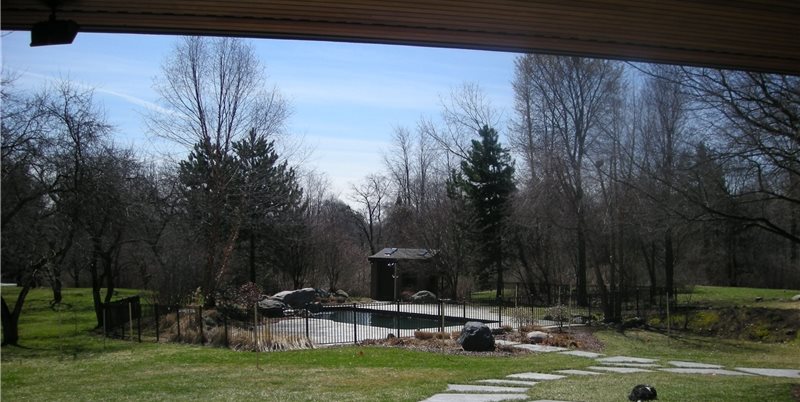 Walkway and Path
Zaremba and Company Landscape
Clarkston, MI